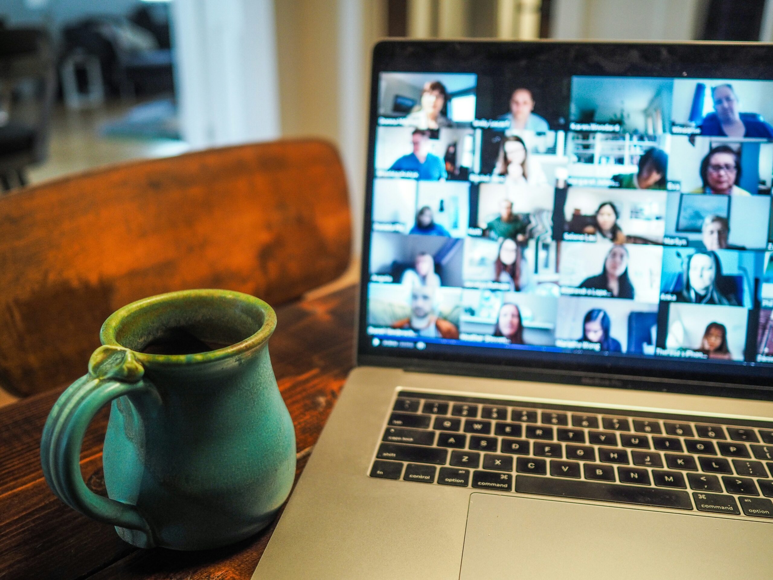 Zoom vs Google Meet vs Teams comparativa 2026